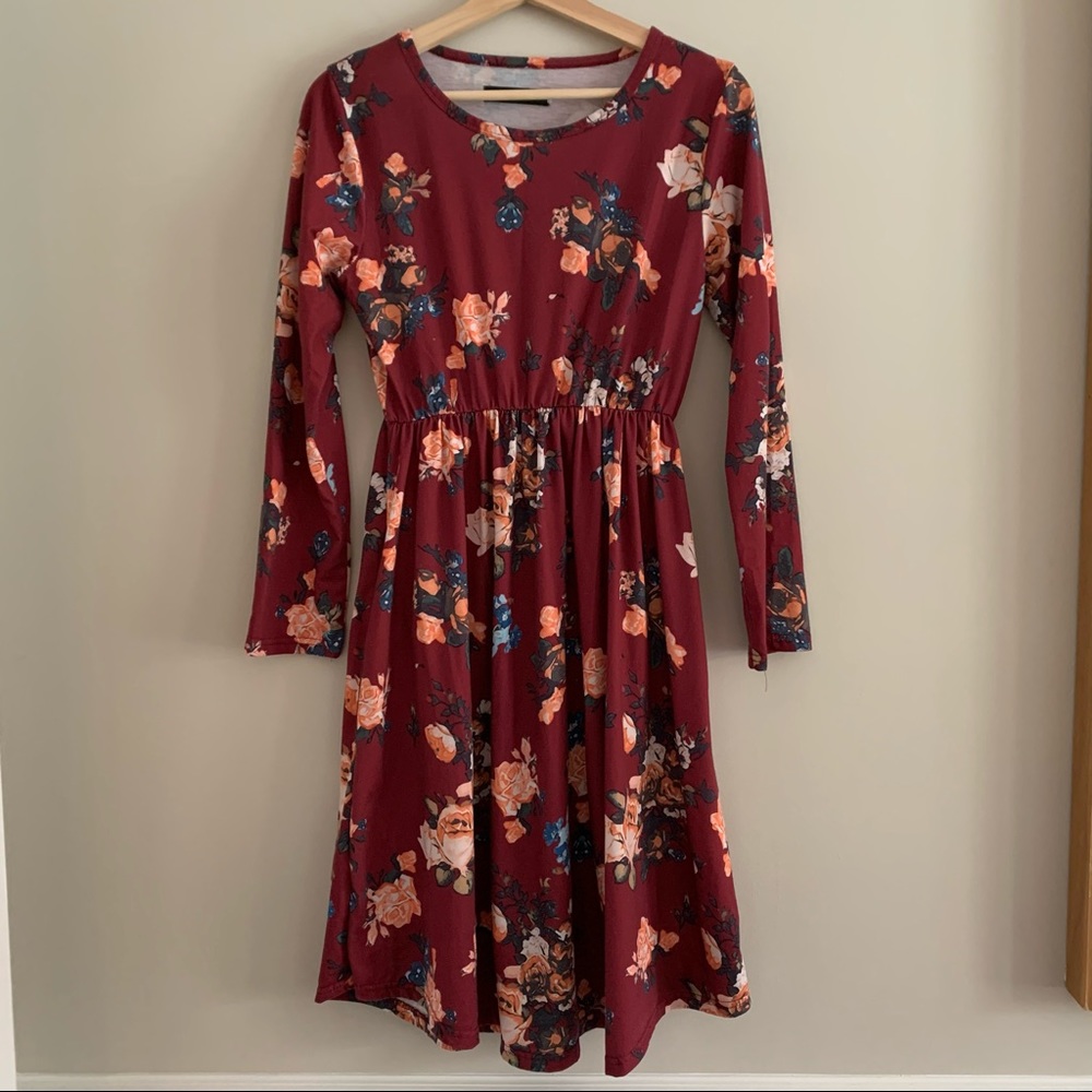 Maroon floral long sleeve dress